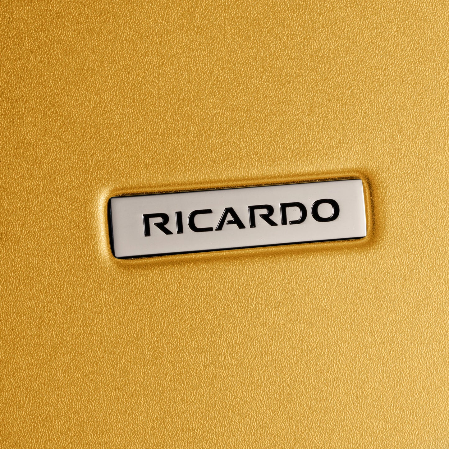 Ricardo Beverly Hills Cambria Hardside Large Check-In Expandable Spinner