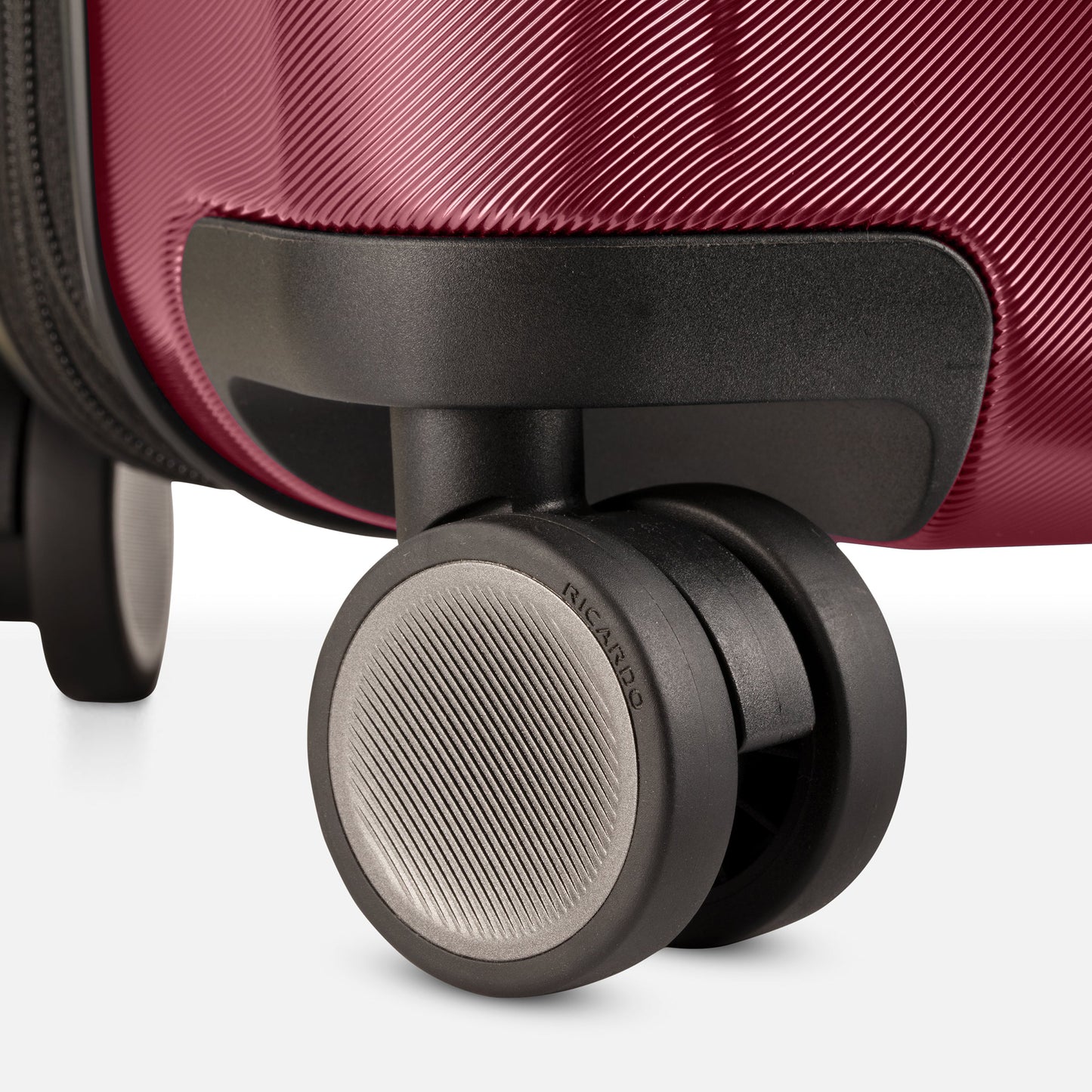 Ricardo Beverly Hills Brentwood Hardside FastAccess Front Opening Carry-On Expandable Spinner - Crimson