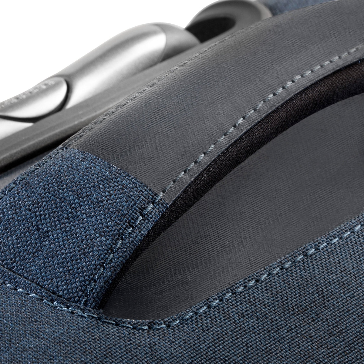 Ricardo Beverly Hills Malibu Bay 3.0 Softside Medium Check-In Expandable Spinner - Astral Blue