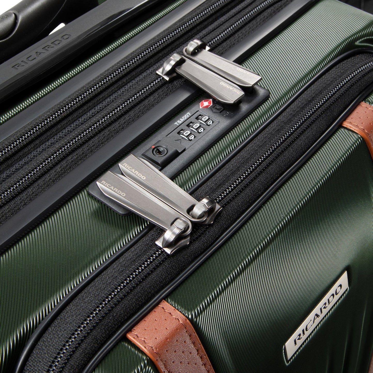 Ricardo Beverly Hills Montecito 2.0 FastAccess™ Front-Opening Hardside Carry-On Expandable Spinner - Hunter Green