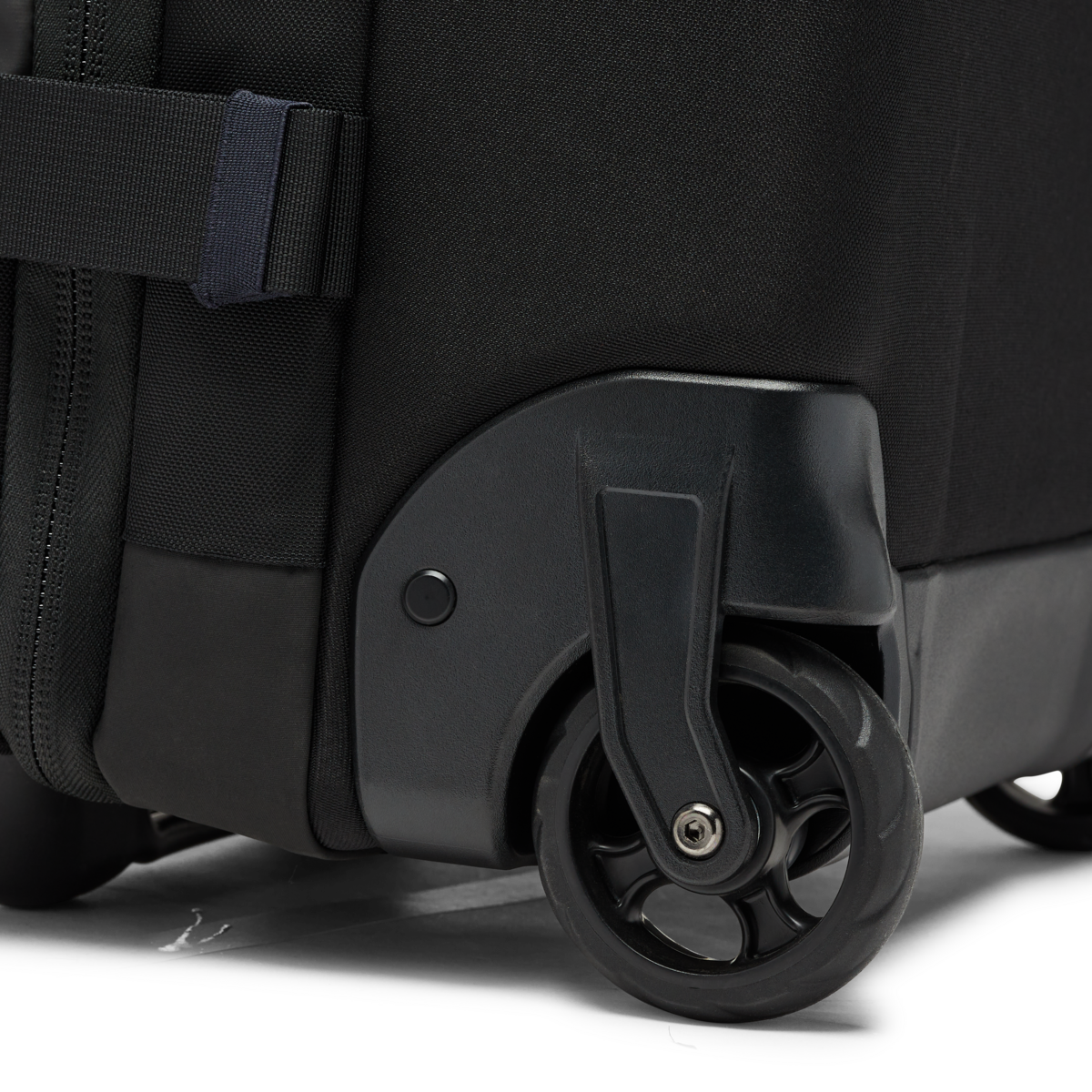 Cotopaxi Allpa 38L Roller Bag - Black