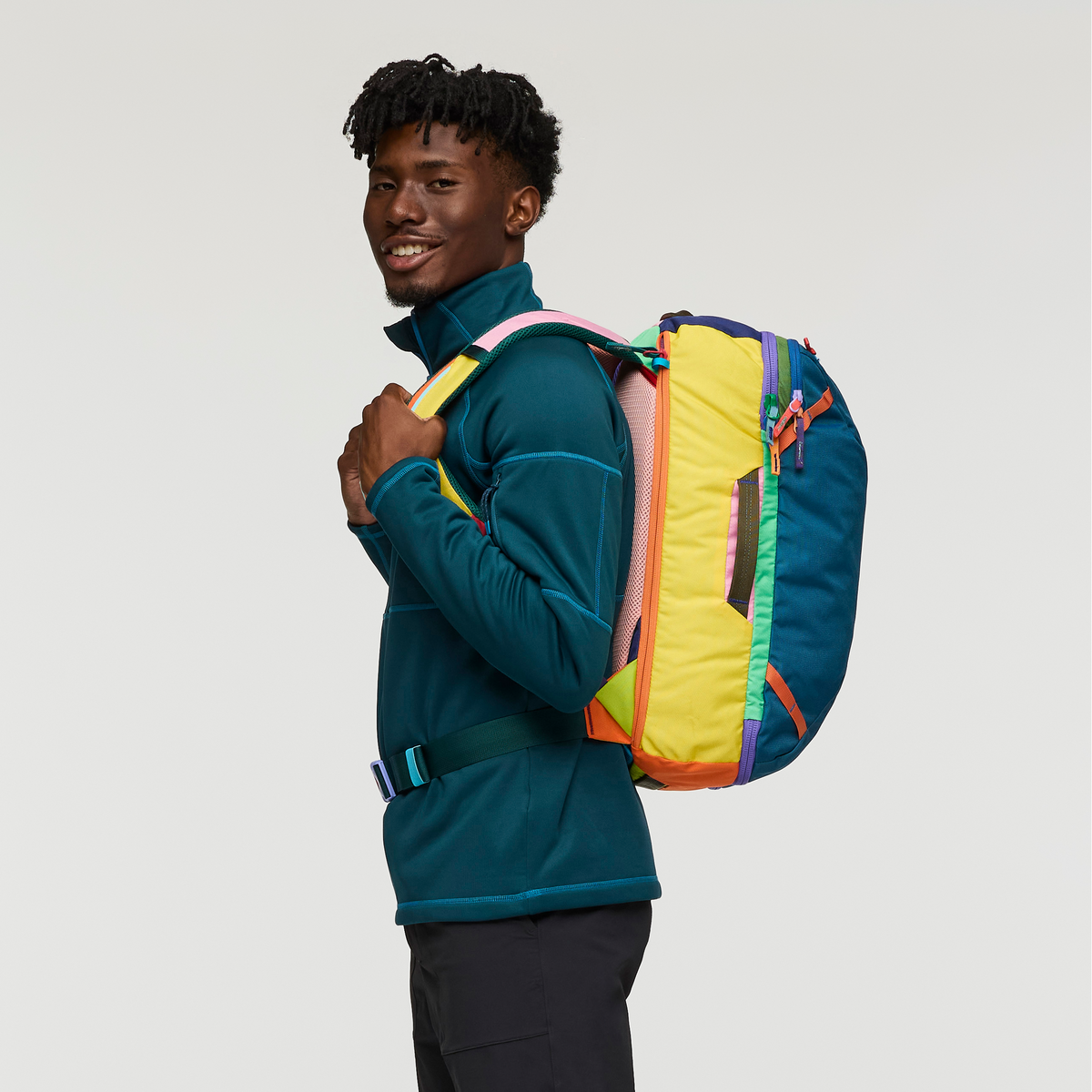 Cotopaxi Allpa 28L Travel Pack - Del Día - Del Día