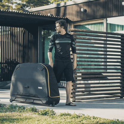 Thule RoundTrip Road Bike Case - Black