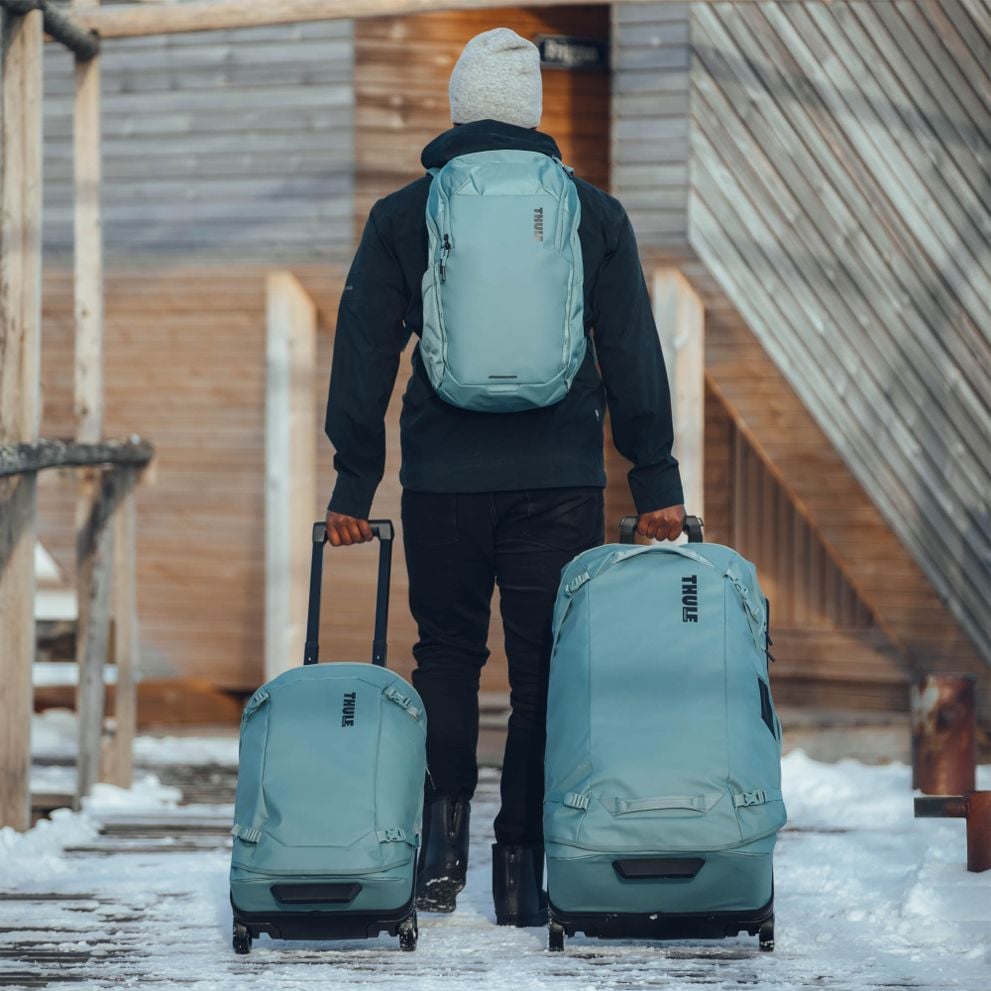 Thule Chasm Wheeled Carry-on Duffel - Pond gray