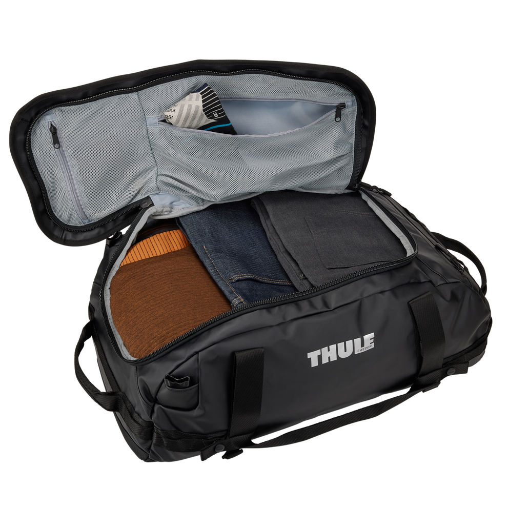 Thule Chasm 40L Duffel - Black