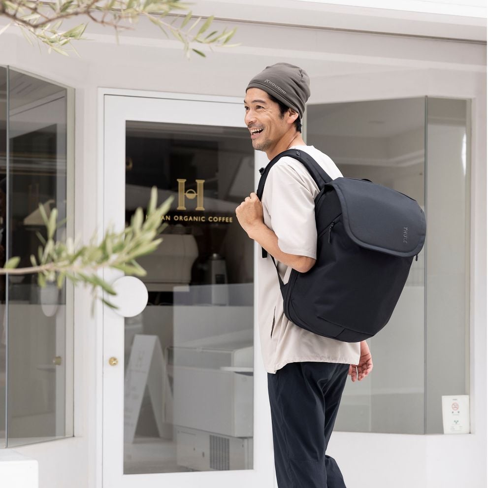 Thule Subterra Travel Backpack 26L - Black