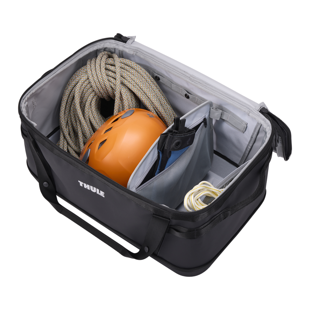 Thule Chasm Gear Hauler 55L - Black