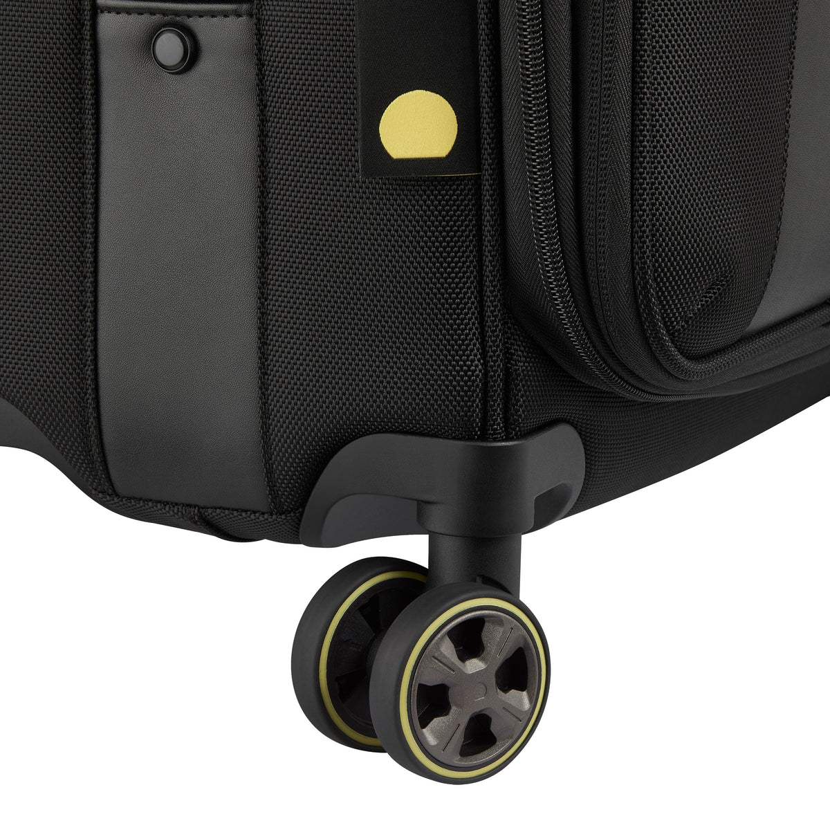 Delsey Wagram - Carry-On Plus Expandable Spinner - Black