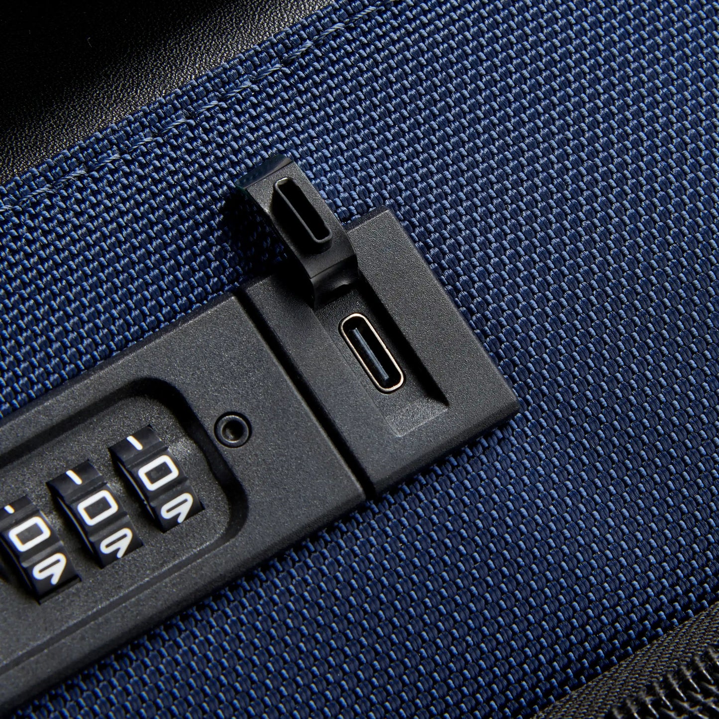 Delsey Wagram - Carry-On Plus Expandable Spinner - Navy