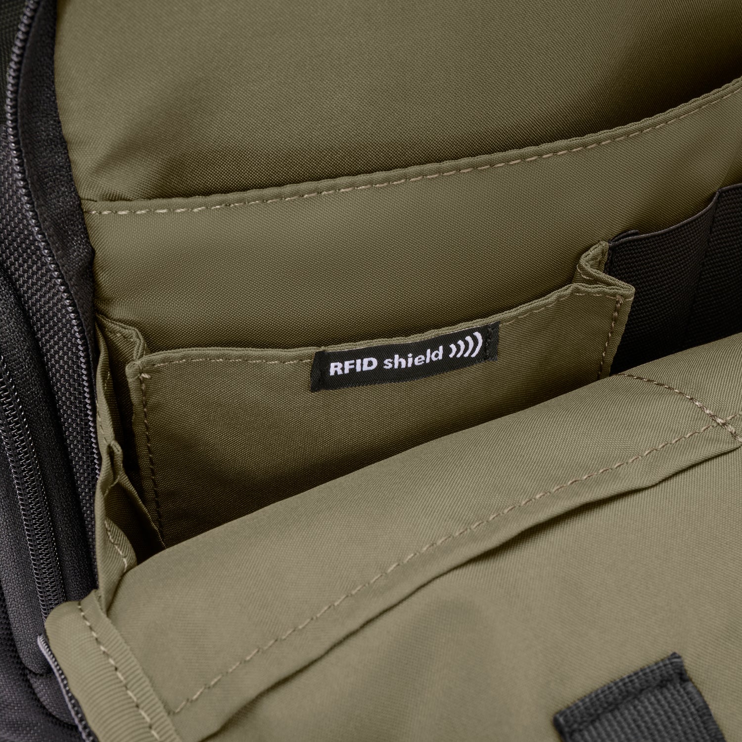 Briggs & Riley HTA Medium Cargo Backpack - Black