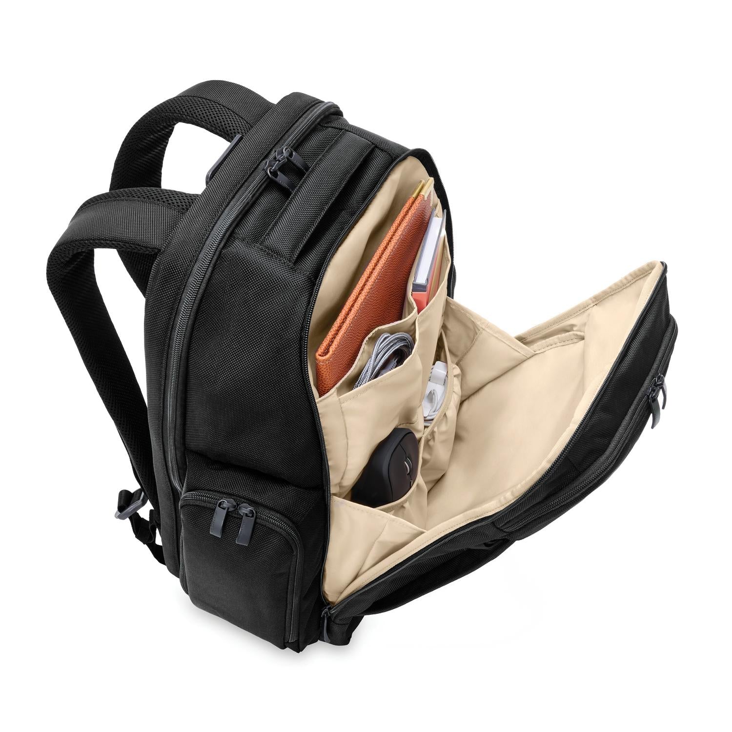 Briggs & Riley Baseline Traveler Backpack - Black