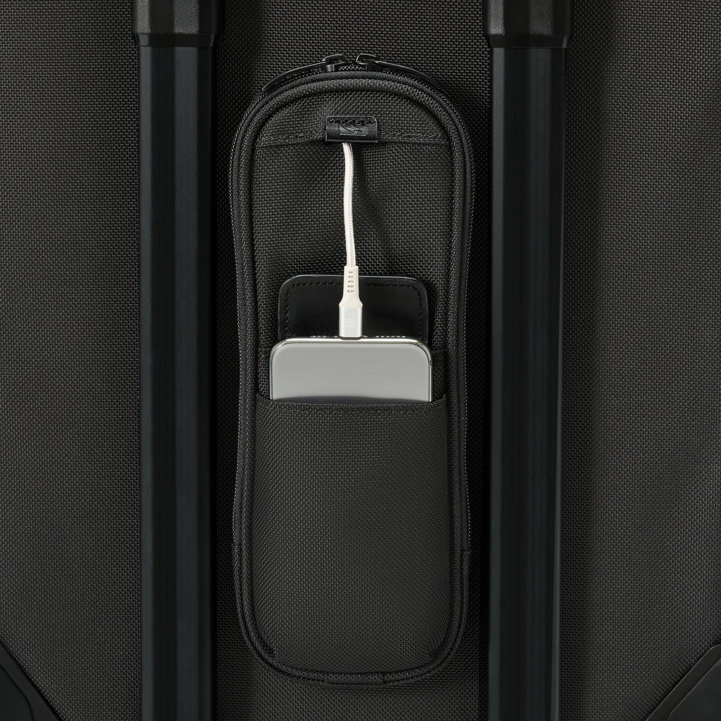 Briggs & Riley Baseline Global 21" Carry-On Expandable Spinner - Black