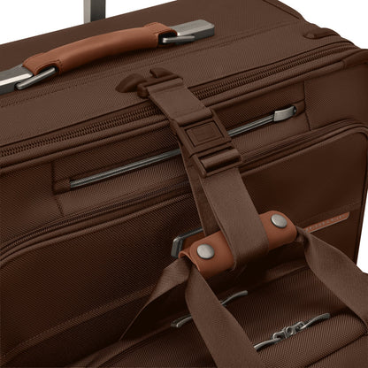 Briggs & Riley Baseline Medium Expandable Spinner - Chocolate
