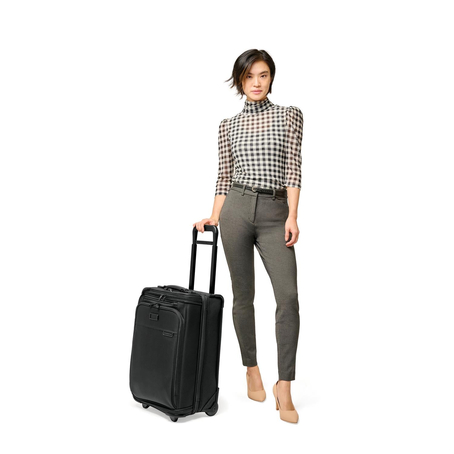 Briggs & Riley Baseline 22" Carry-on 2-Wheel Garment Bag - Black