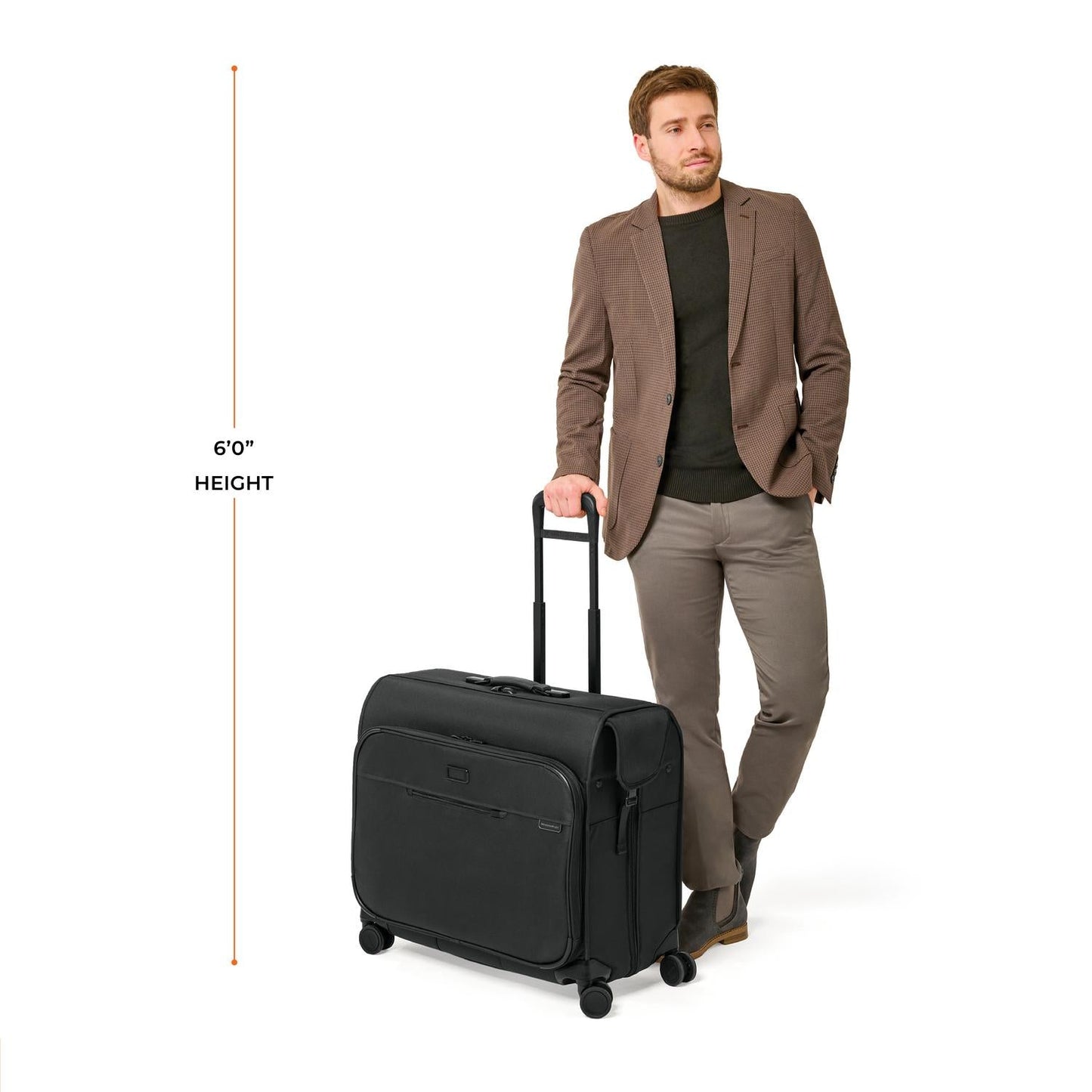 Briggs & Riley Baseline Deluxe Wardrobe Spinner - Black
