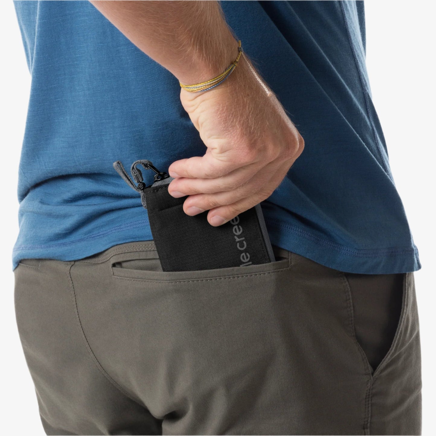 Eagle Creek Stash RFID Zip Wallet - Black