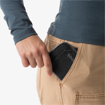Eagle Creek Stash RFID Zip Wallet - Black