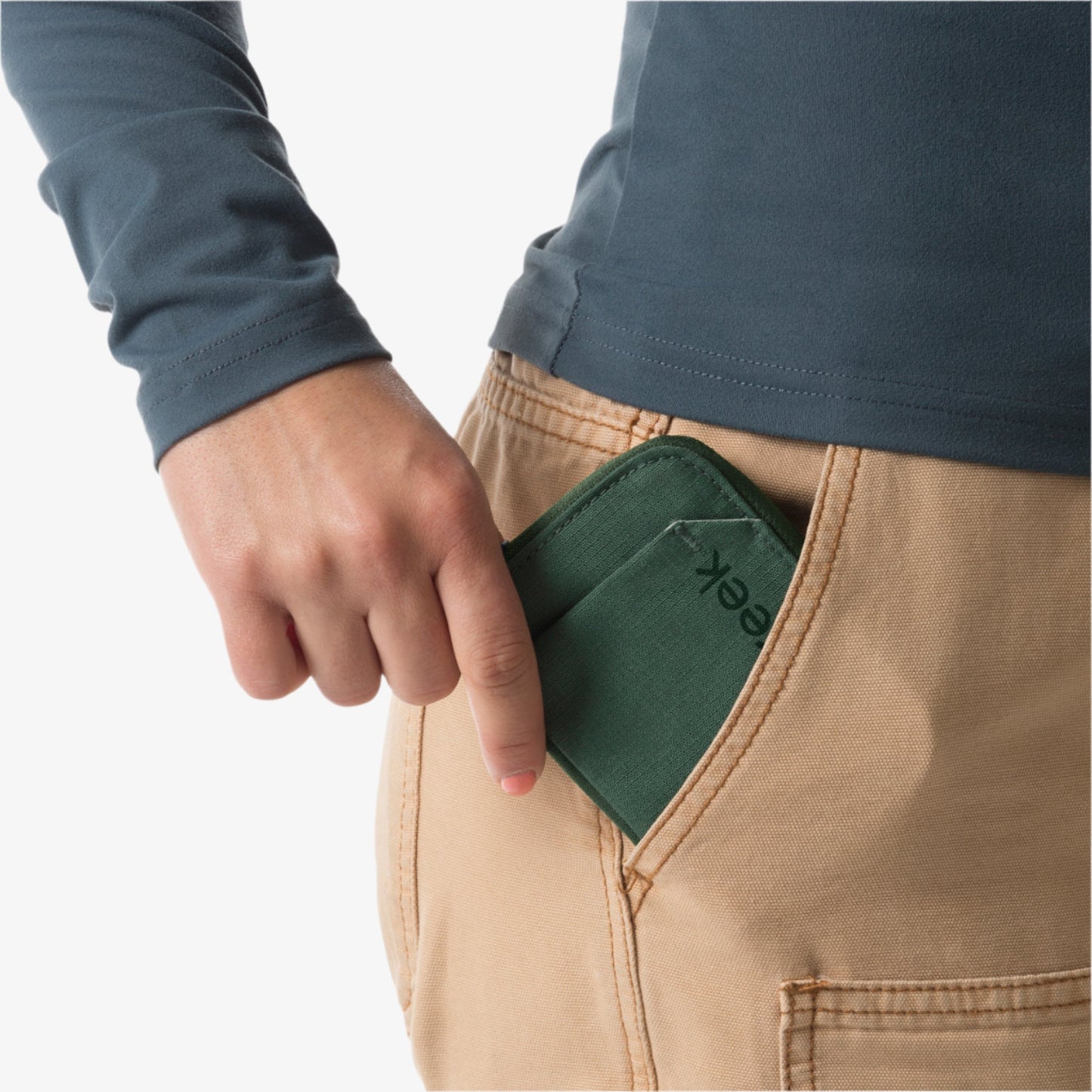Eagle Creek Stash RFID Zip Wallet - Grass Green
