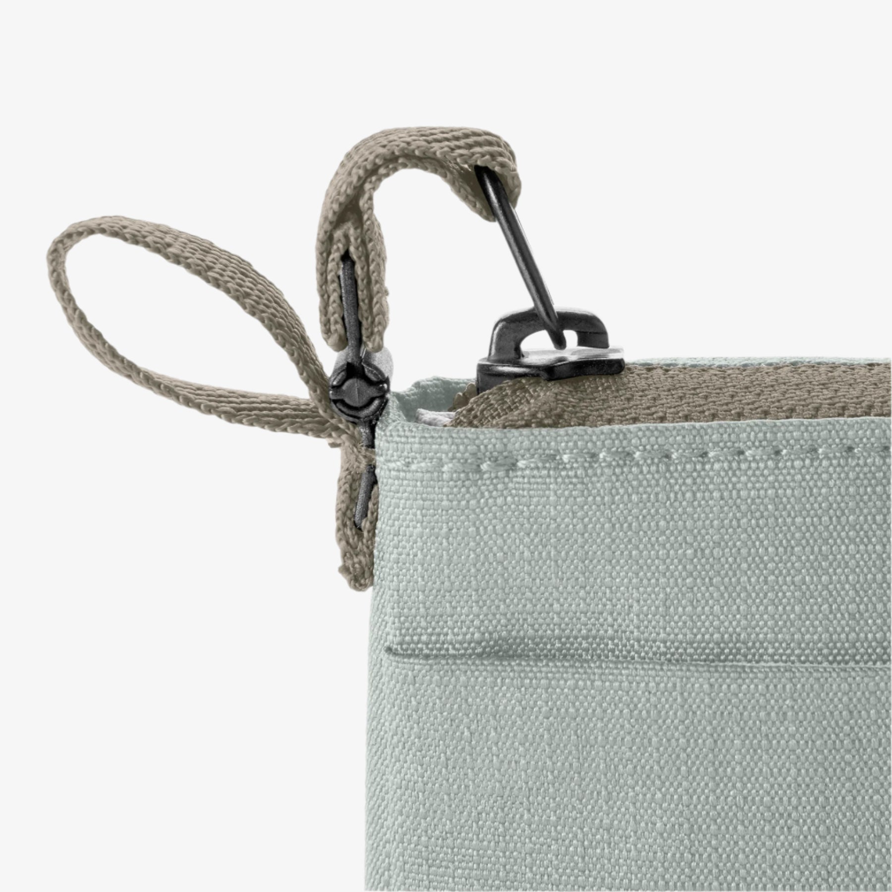 Eagle Creek Stash RFID Zip Wallet - Storm Grey