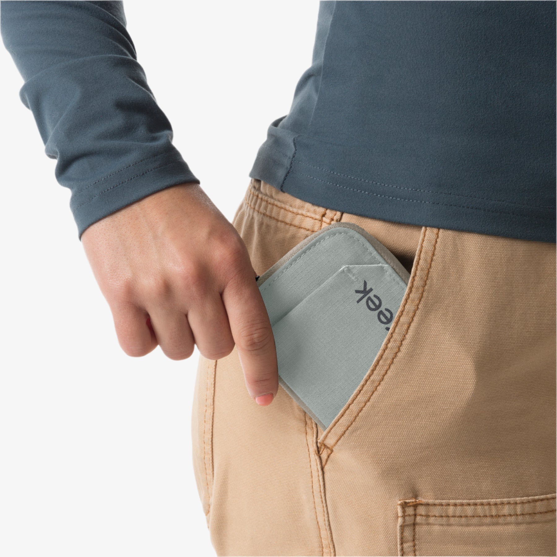 Eagle Creek Stash RFID Zip Wallet - Storm Grey