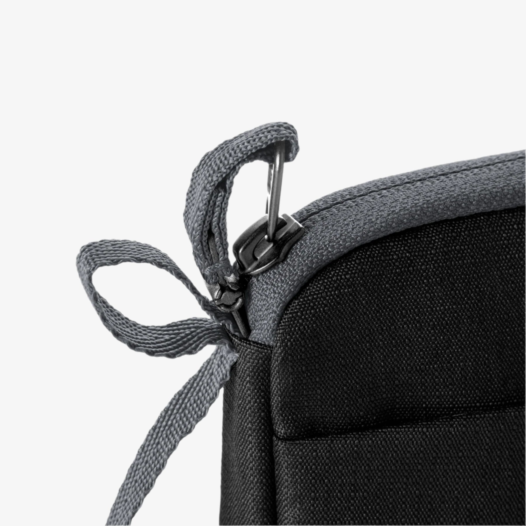Eagle Creek Stash RFID Passport Wallet - Black