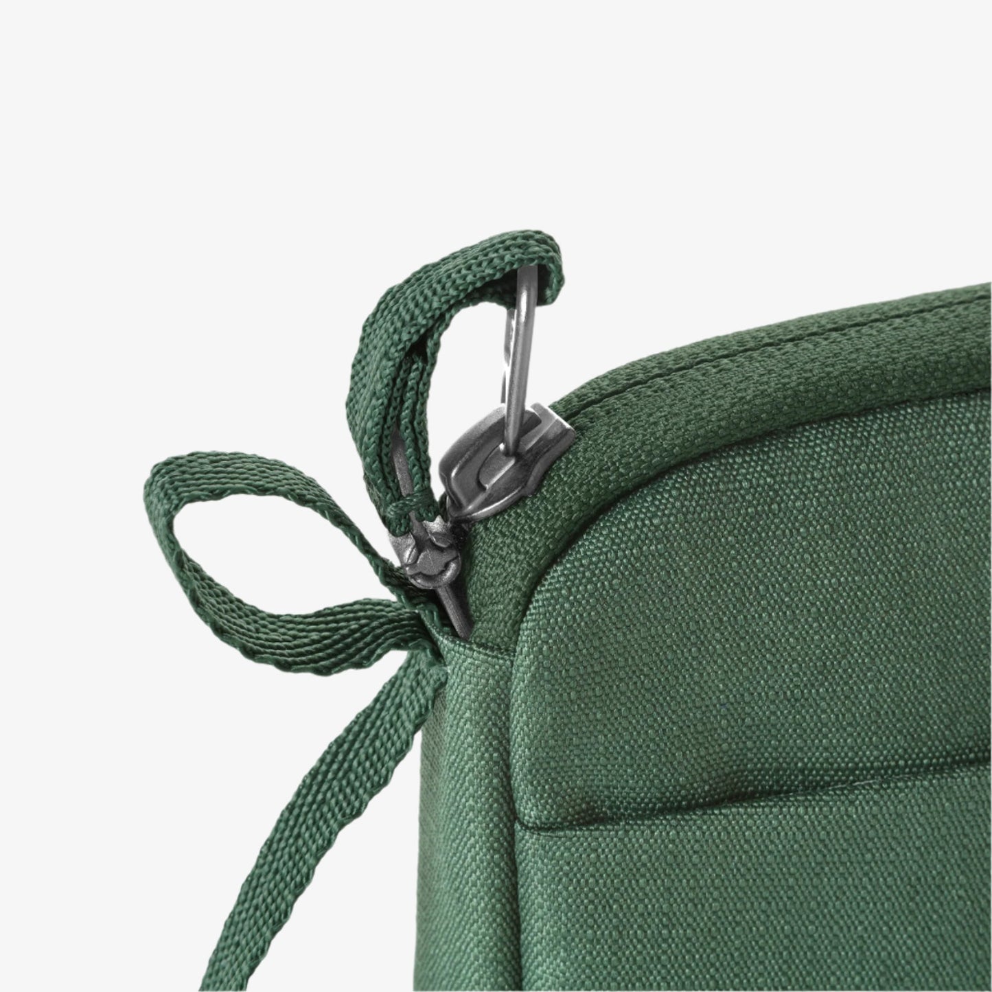 Eagle Creek Stash RFID Passport Wallet - Grass Green