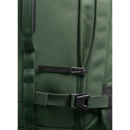 Eagle Creek Gear Warrior XE 2-Wheel 30" Luggage - Jungle Green