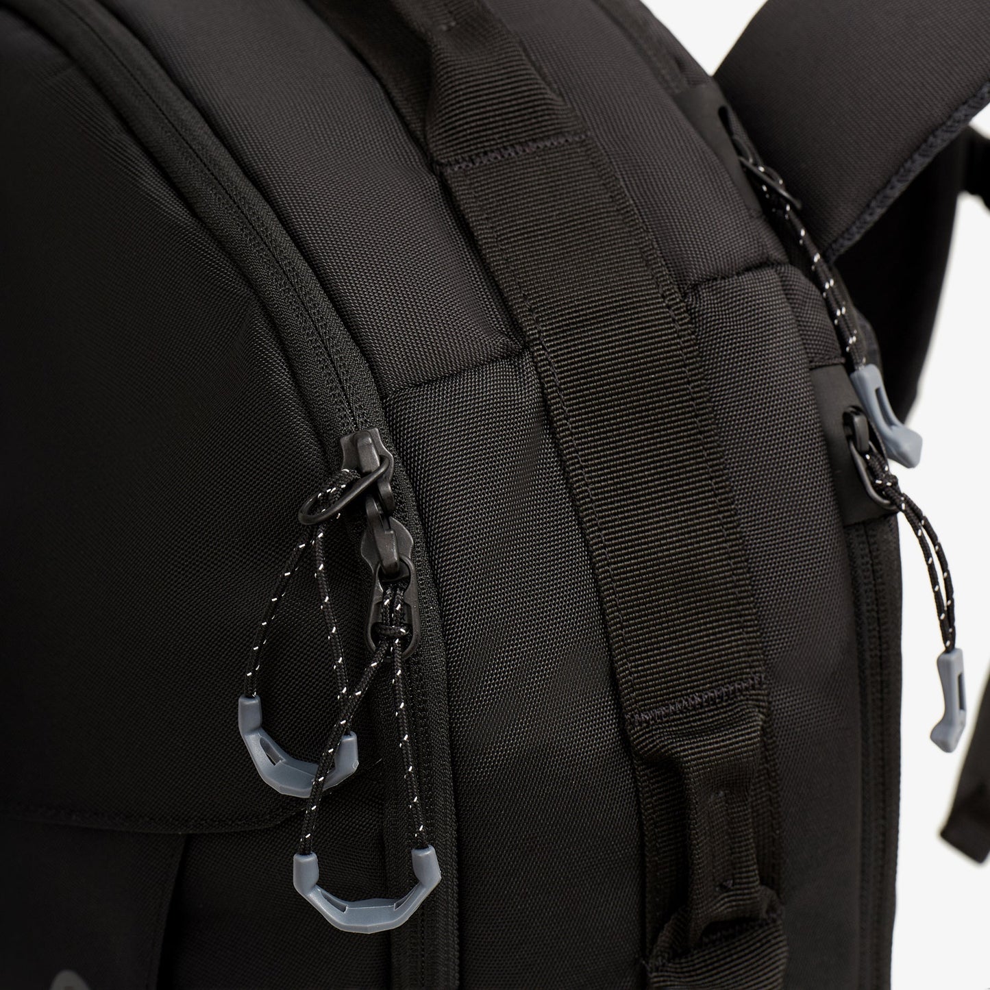 Eagle Creek Tour Lite Travel Pack 38L - Black