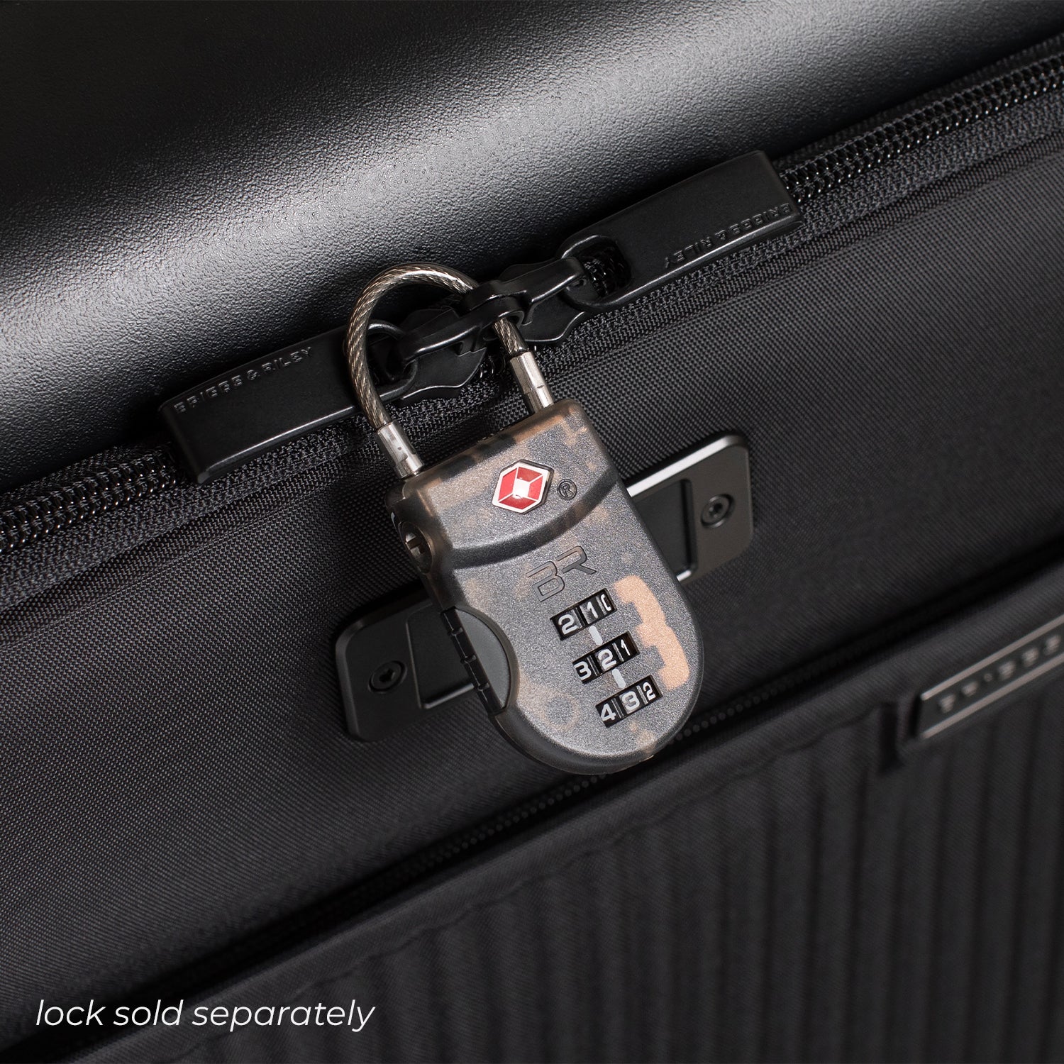 Briggs & Riley Sympatico Essential 22" Front Pocket Carry-On Expandable Spinner - Black