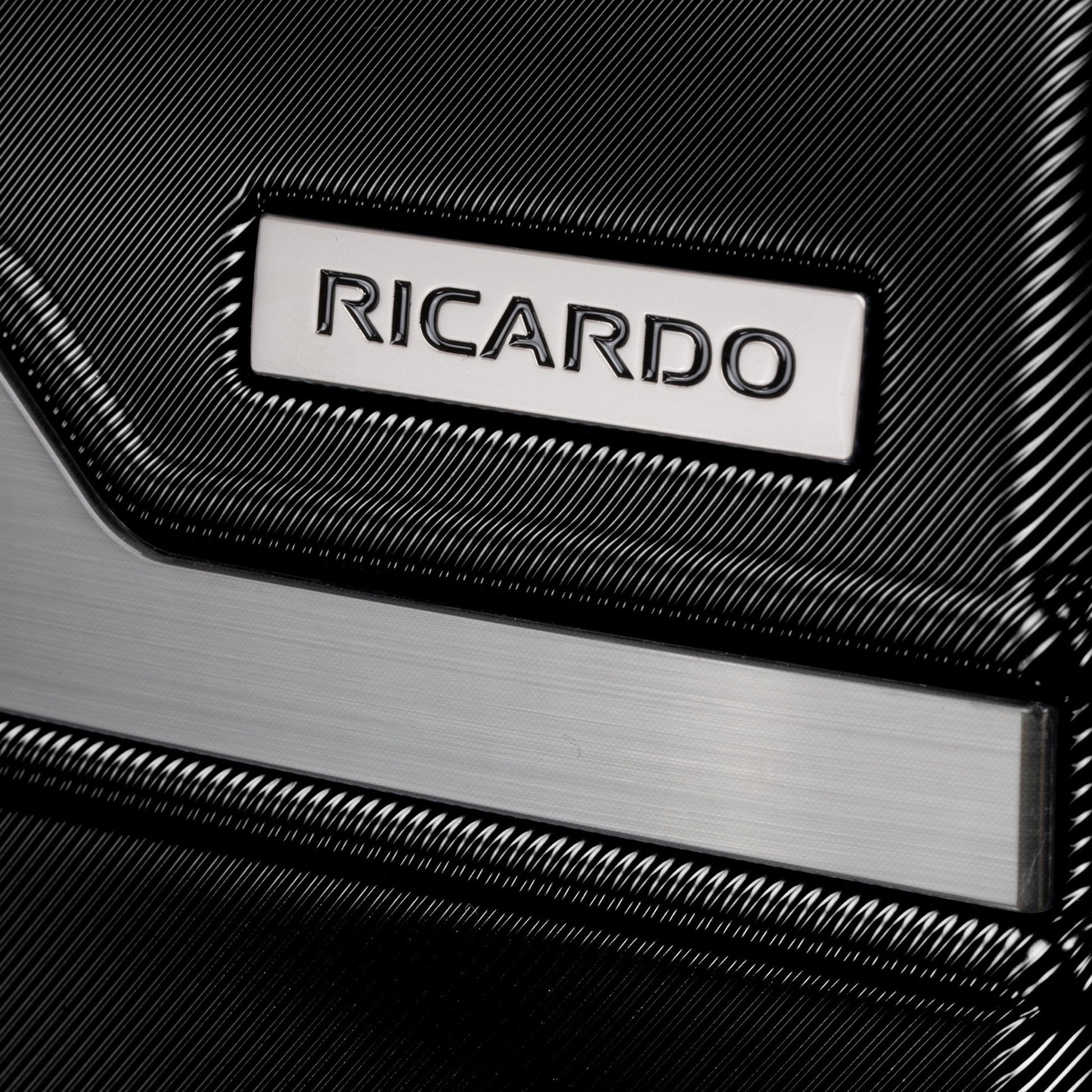 Ricardo Beverly Hills Brentwood Hardside FastAccess Front Opening Carry-On Expandable Spinner - Onyx