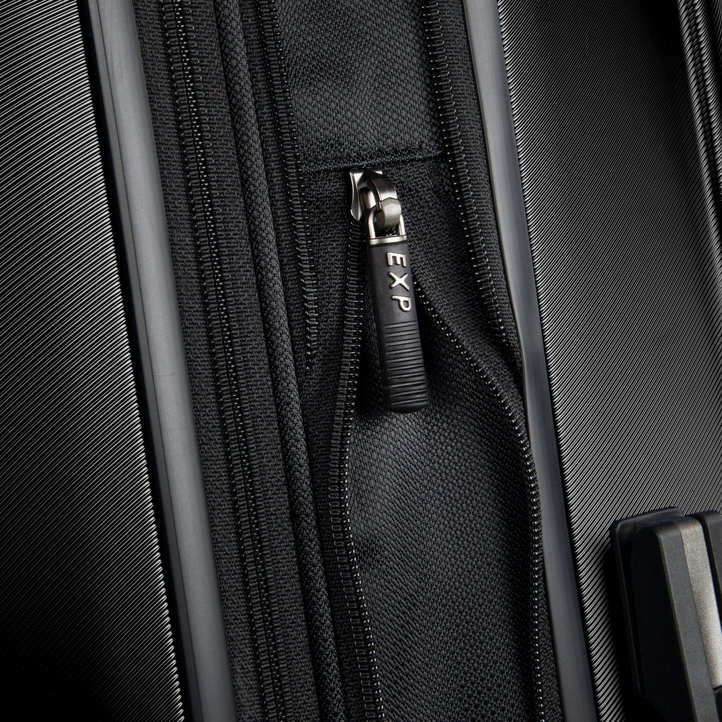 Ricardo Beverly Hills Brentwood Hardside FastAccess Front Opening Carry-On Expandable Spinner - Onyx