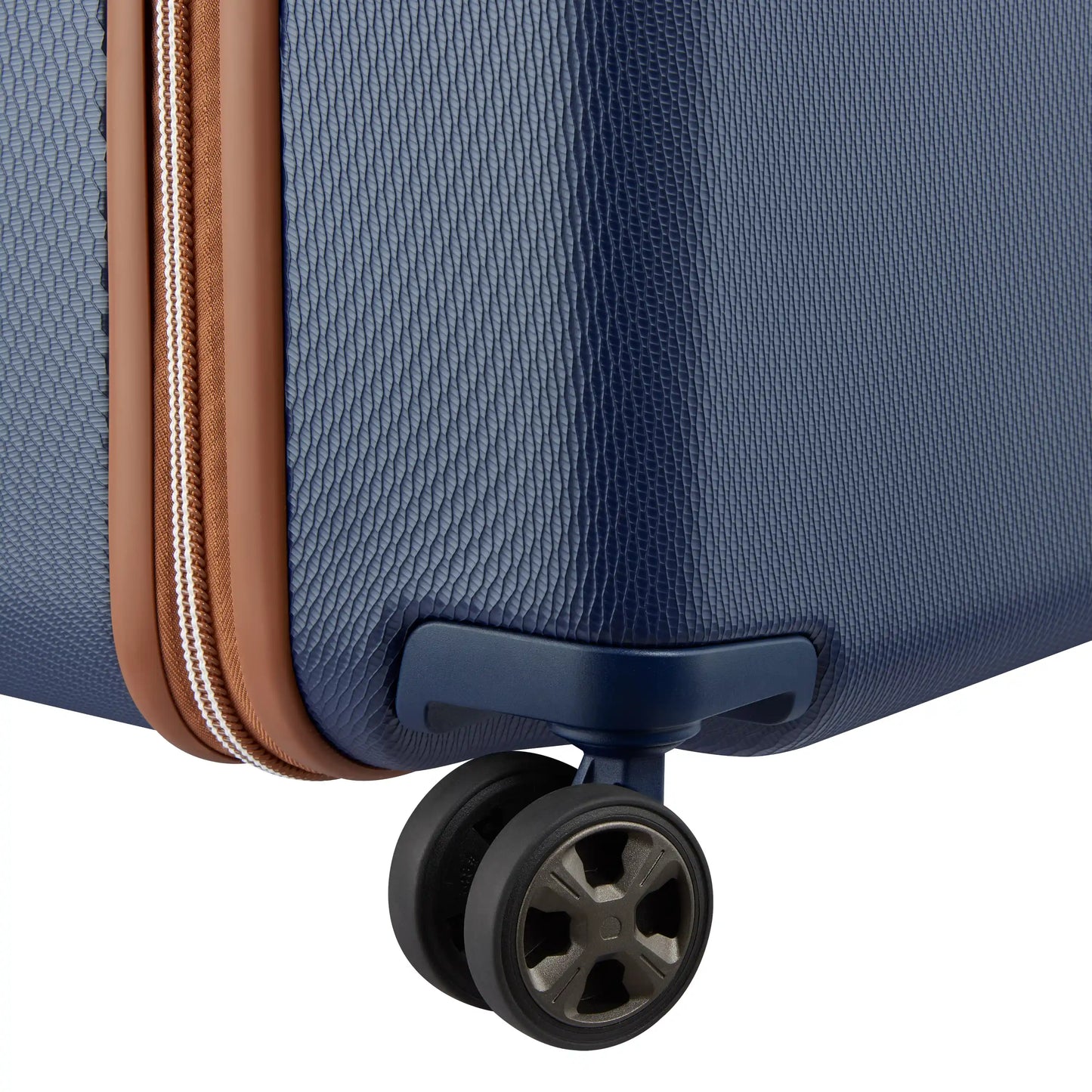 Delsey CHATELET AIR 2.0 - Medium Trunk Spinner - Navy