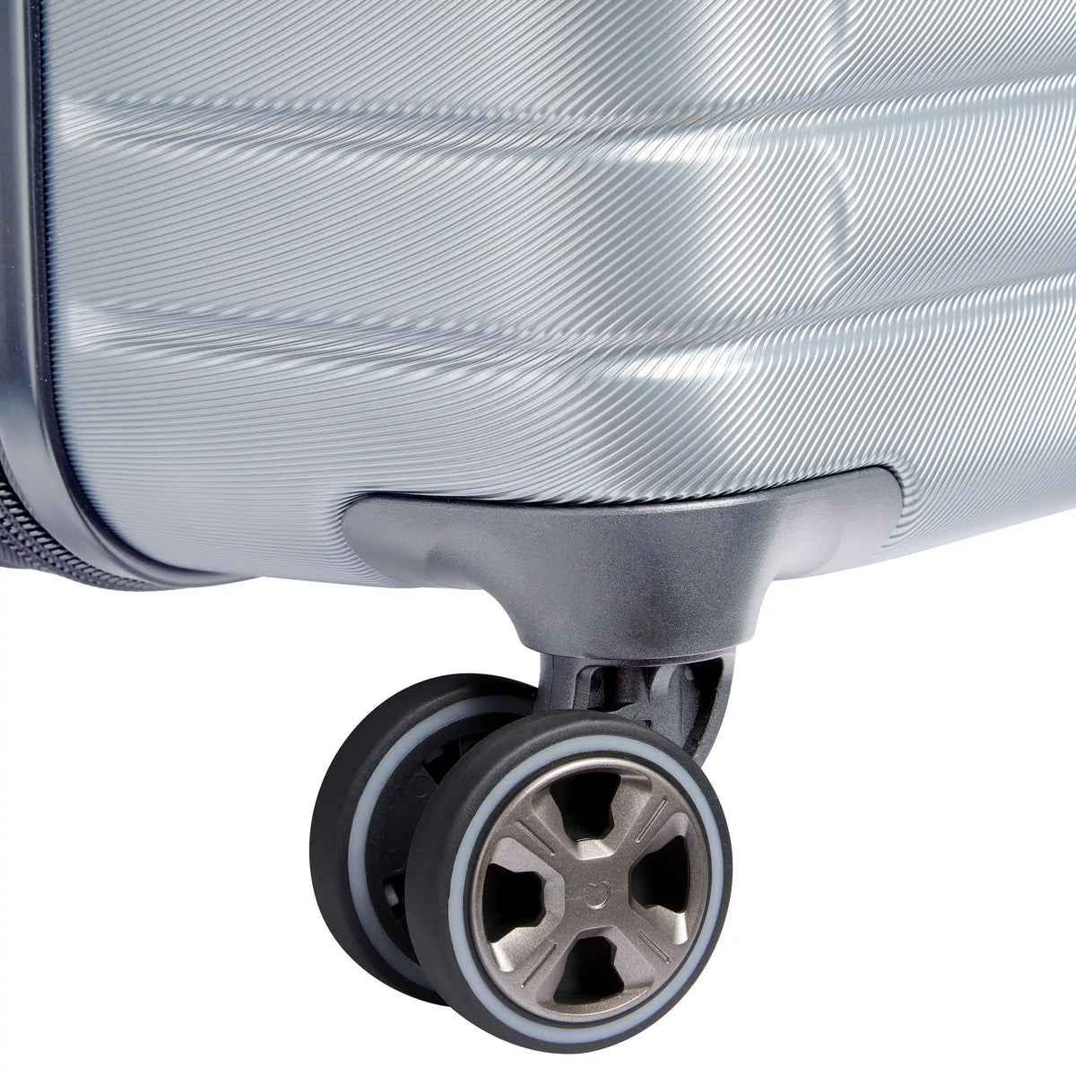 Delsey Cruise 3.0 - Large Expandable Spinner - Platinum