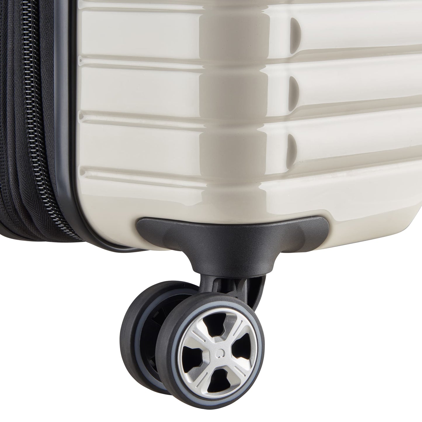 Delsey Cruise 3.0 - Carry-On Plus Expandable Spinner - Ivory