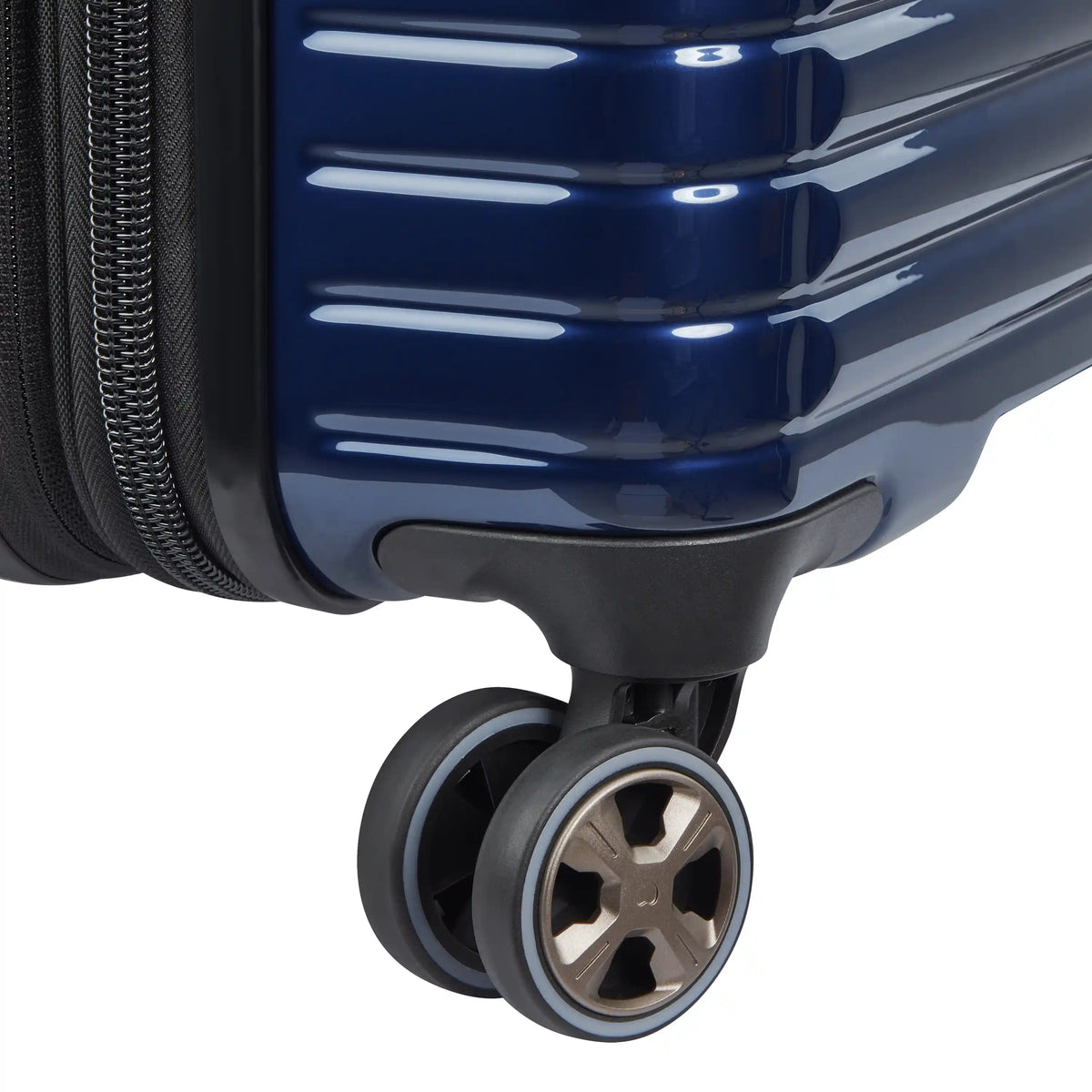 Delsey Cruise 3.0 - Carry-On Plus Expandable Spinner - Deep Sea Navy
