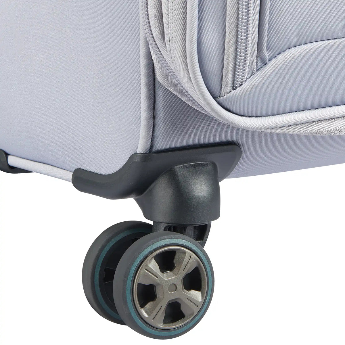 Delsey CRUISE 3.0 - Softside Carry-On Plus Expandable Spinner - Platinum