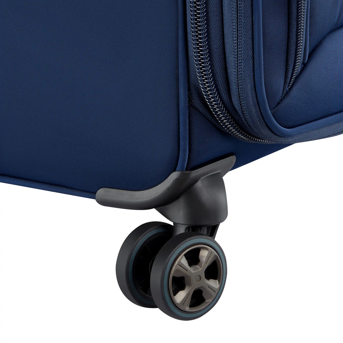 Delsey CRUISE 3.0 - Softside Carry-On Plus Expandable Spinner - Deep Sea Navy