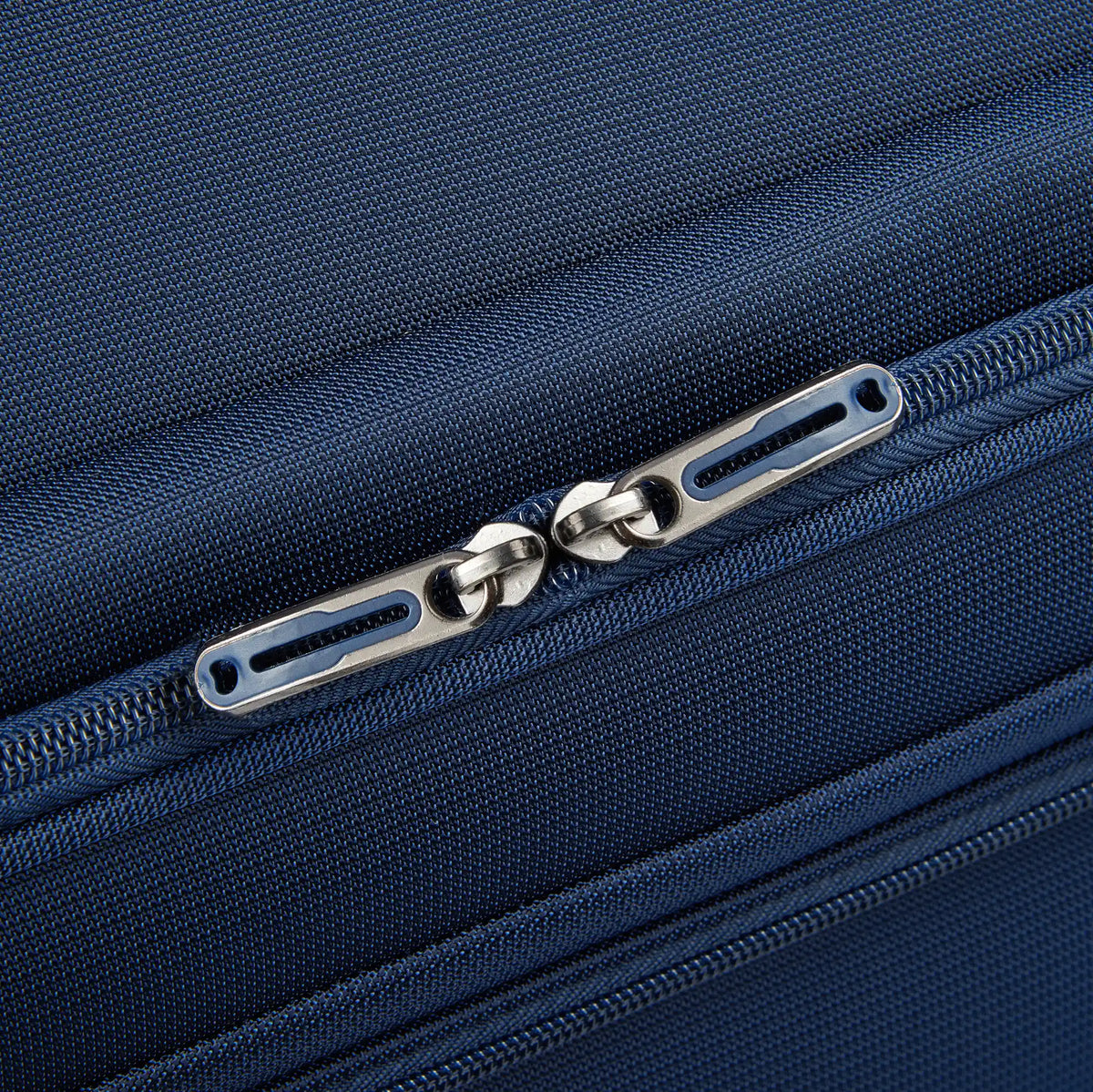 Delsey Helium DLX - Large Rolling Garment Bag - Navy