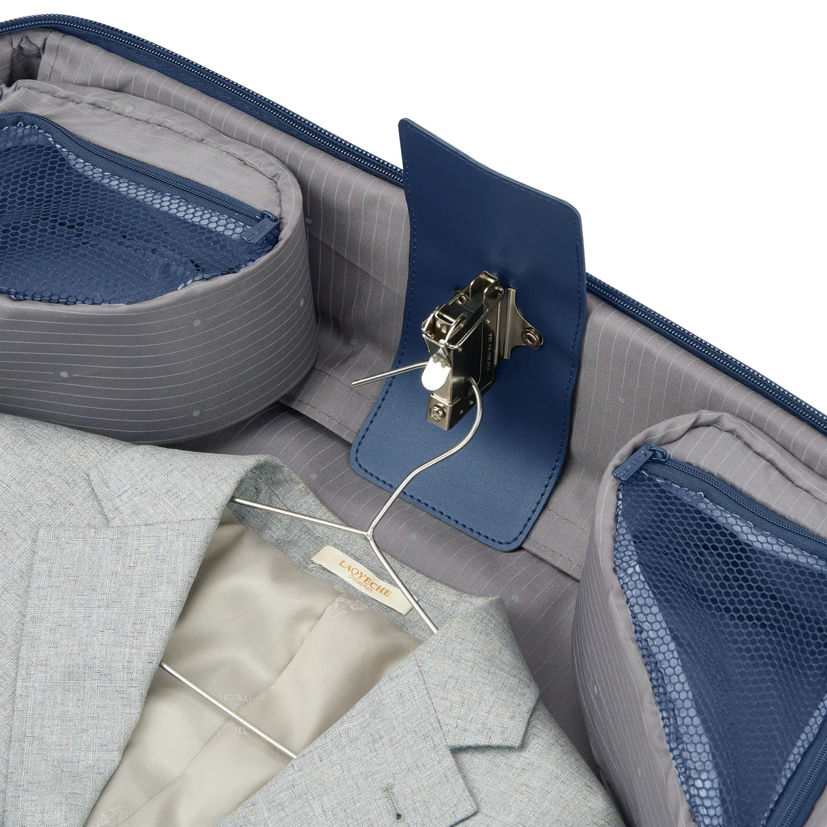 Delsey Helium DLX - Large Rolling Garment Bag - Navy
