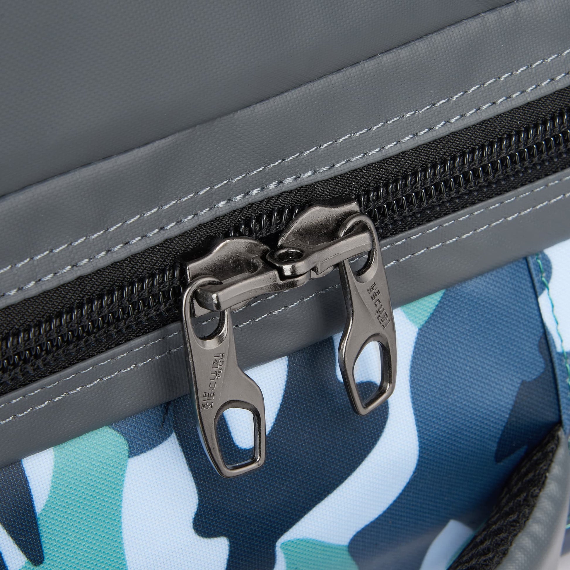 Delsey RASPAIL - Large Wheeled Duffel - Camouflage