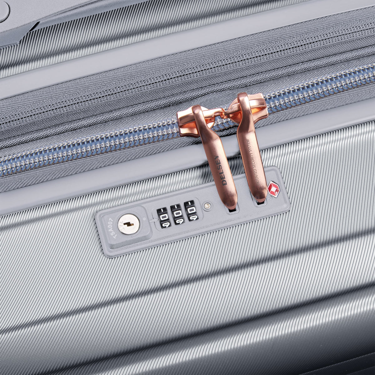 Delsey SHADOW 5.0 - M Expandable (66cm) - Platinum