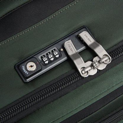 Delsey Sky Max 2.0 - Medium Expandable Spinner - Green