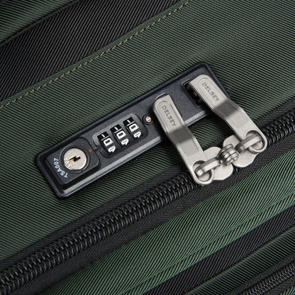 Delsey SKY MAX 2.0 - Large Expandable Spinner - Green