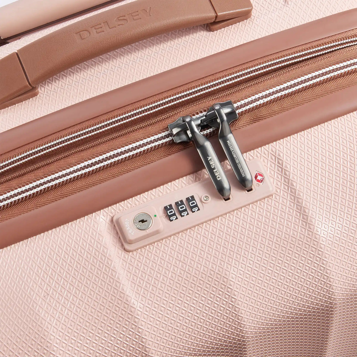 Delsey CARROUSEL - Medium Expandable Spinner - Light Pink