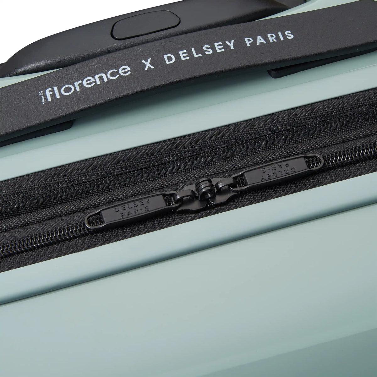 Delsey Florence By Mills X DELSEY PARIS SPIN ME AWAY - Carry-On Plus Expandable Spinner - Sage Green