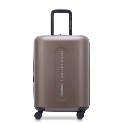 Delsey Florence By Mills X DELSEY PARIS CATCH FLIGHTS - Carry-On Plus Expandable Spinner - Chestnut