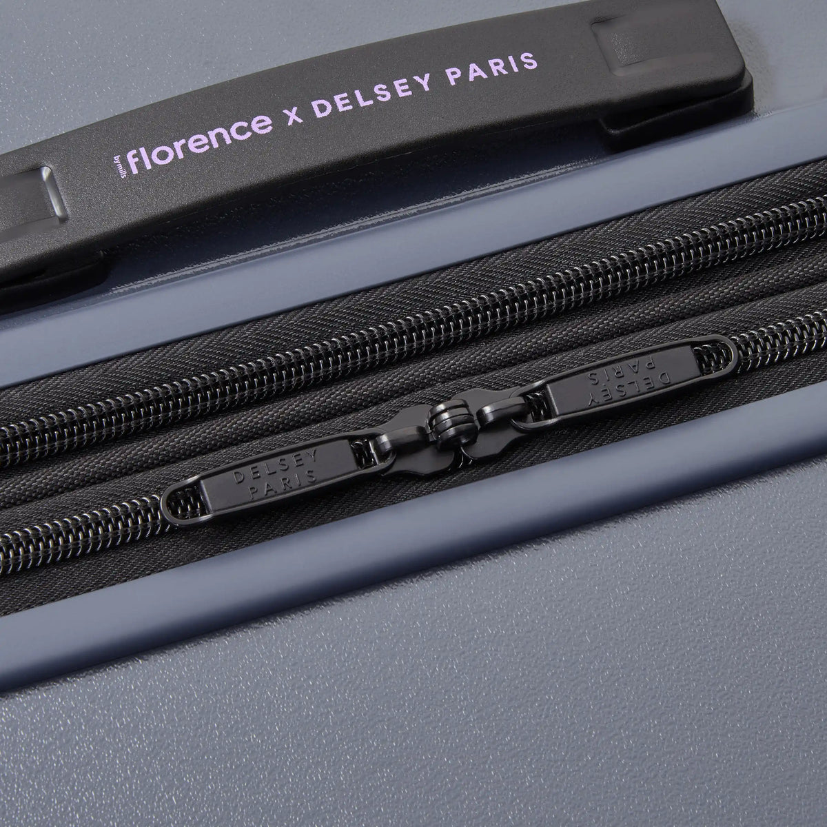 Delsey Florence By Mills X DELSEY PARIS CATCH FLIGHTS - Large Expandable Spinner - Anthracite
