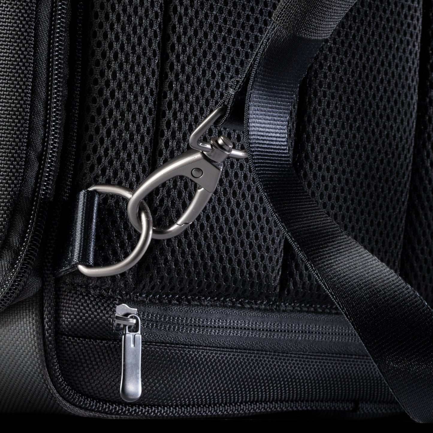 Ricardo Beverly Hills Flight Essentials Softside Deluxe Backpack, 23L (Member Exclusive)