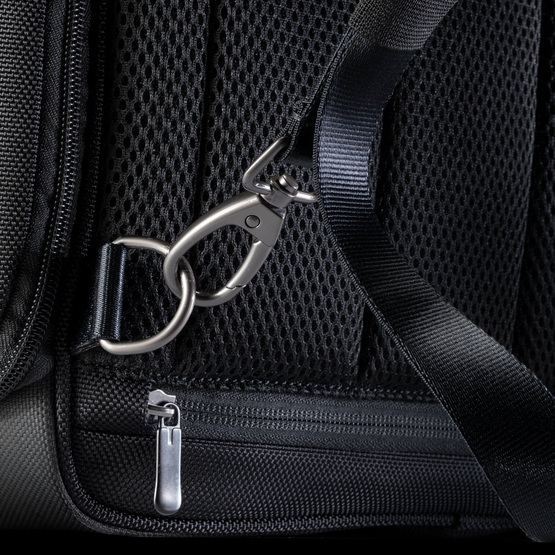 Ricardo Beverly Hills Flight Essentials Softside Deluxe Backpack, 23L (Member Exclusive)