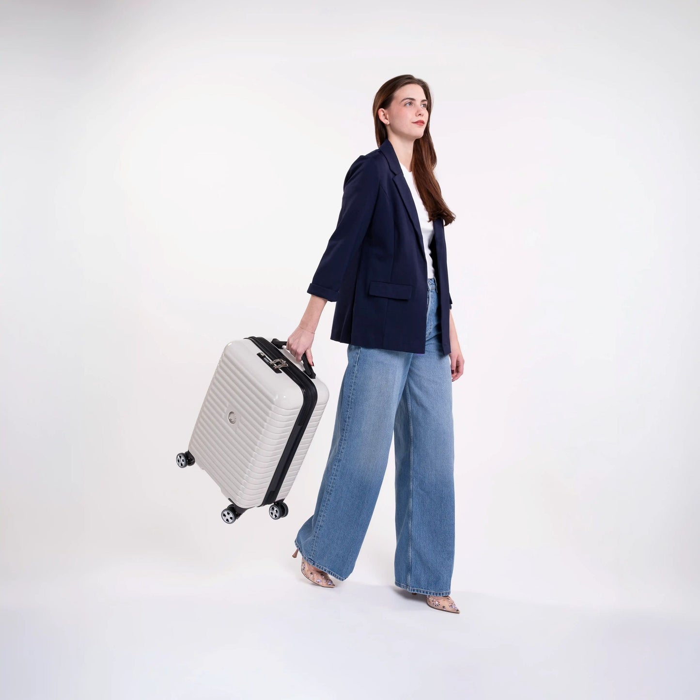 Delsey Cruise 3.0 - Carry-On Plus Expandable Spinner - Ivory
